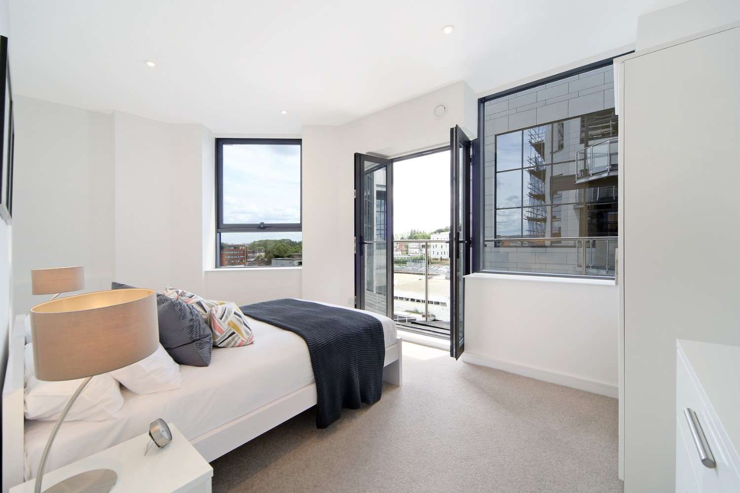 Premium Serviced Apartment Harrow 