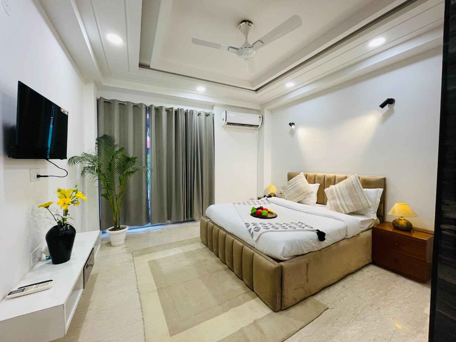 Standard Serviced Apartment Ardee City