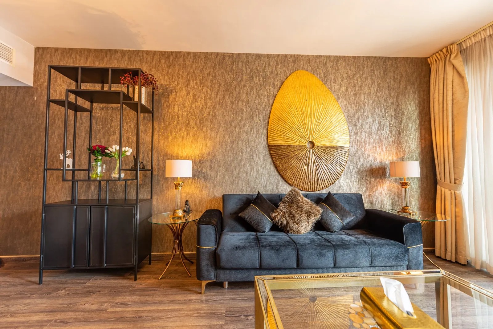 Premium Serviced Apartment Downtown