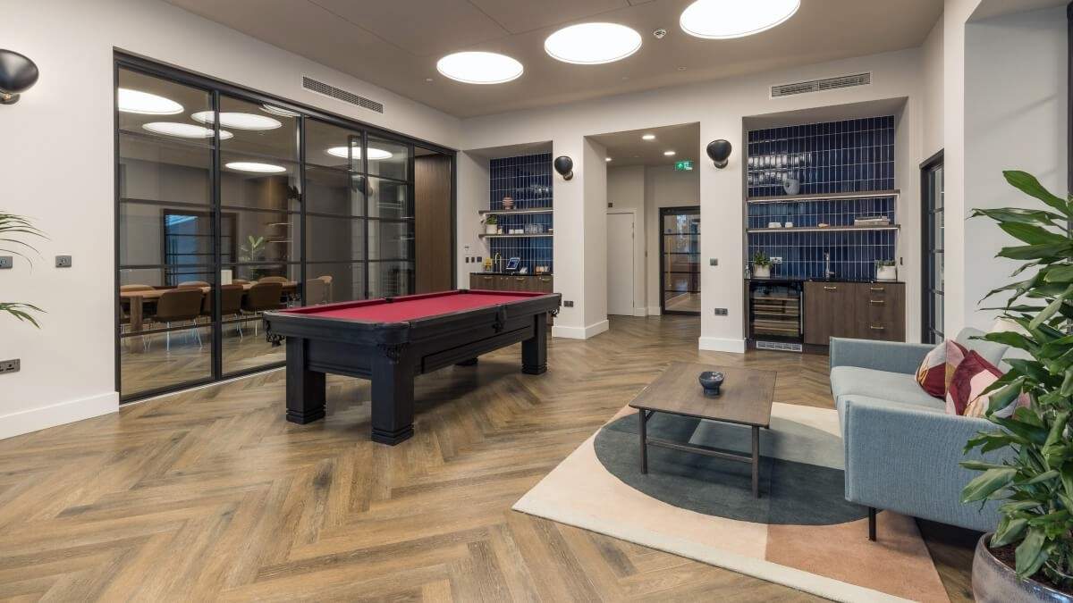 Premium Serviced Apartment Wembley Deluxe