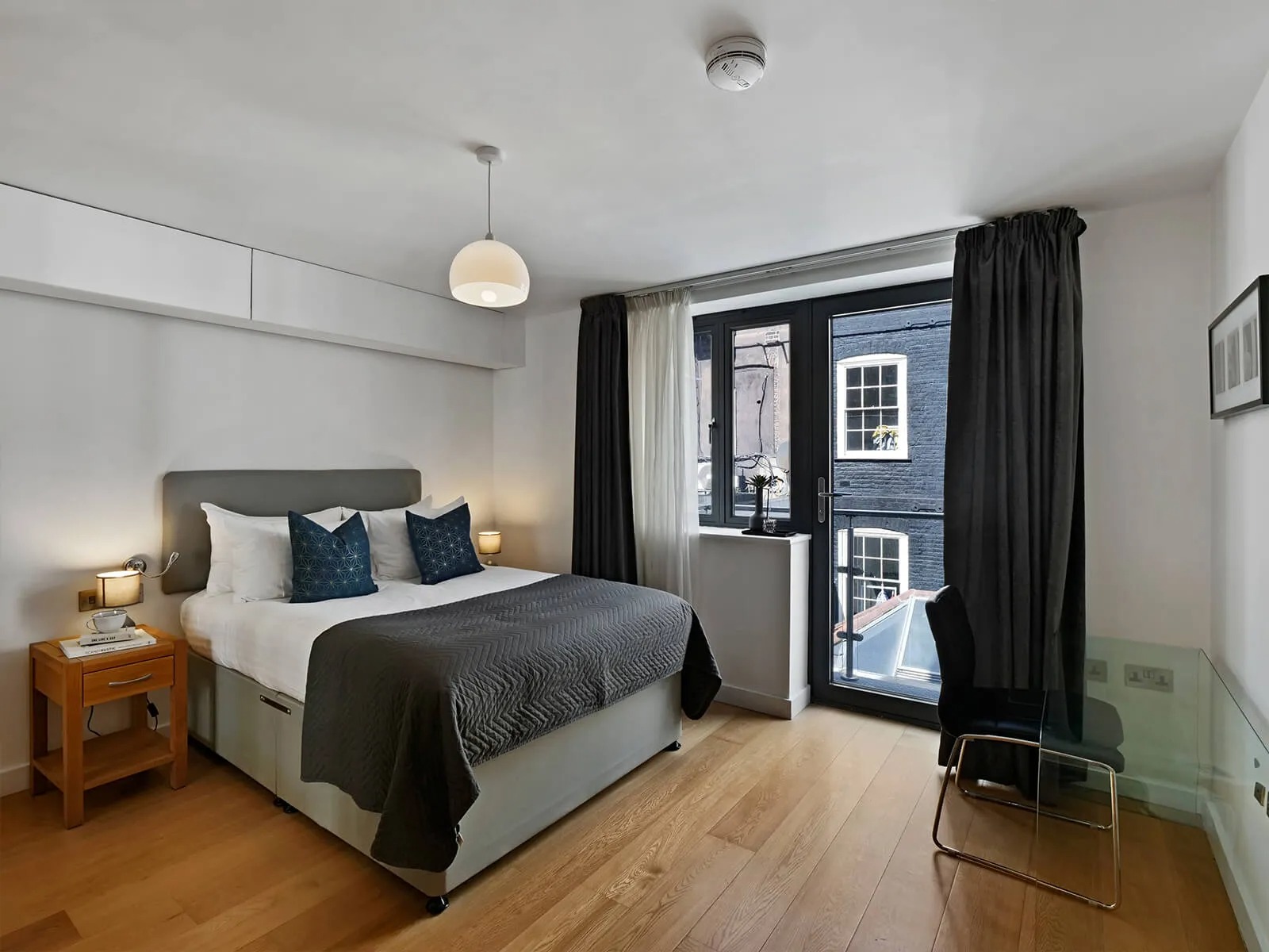 Premium Serviced Apartment Cambric