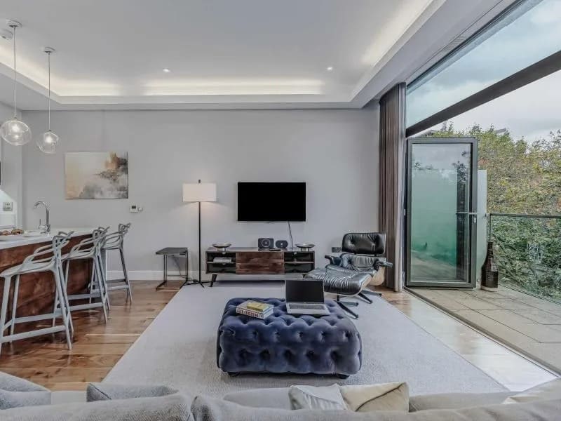 Premium Serviced Apartment Grays Inn