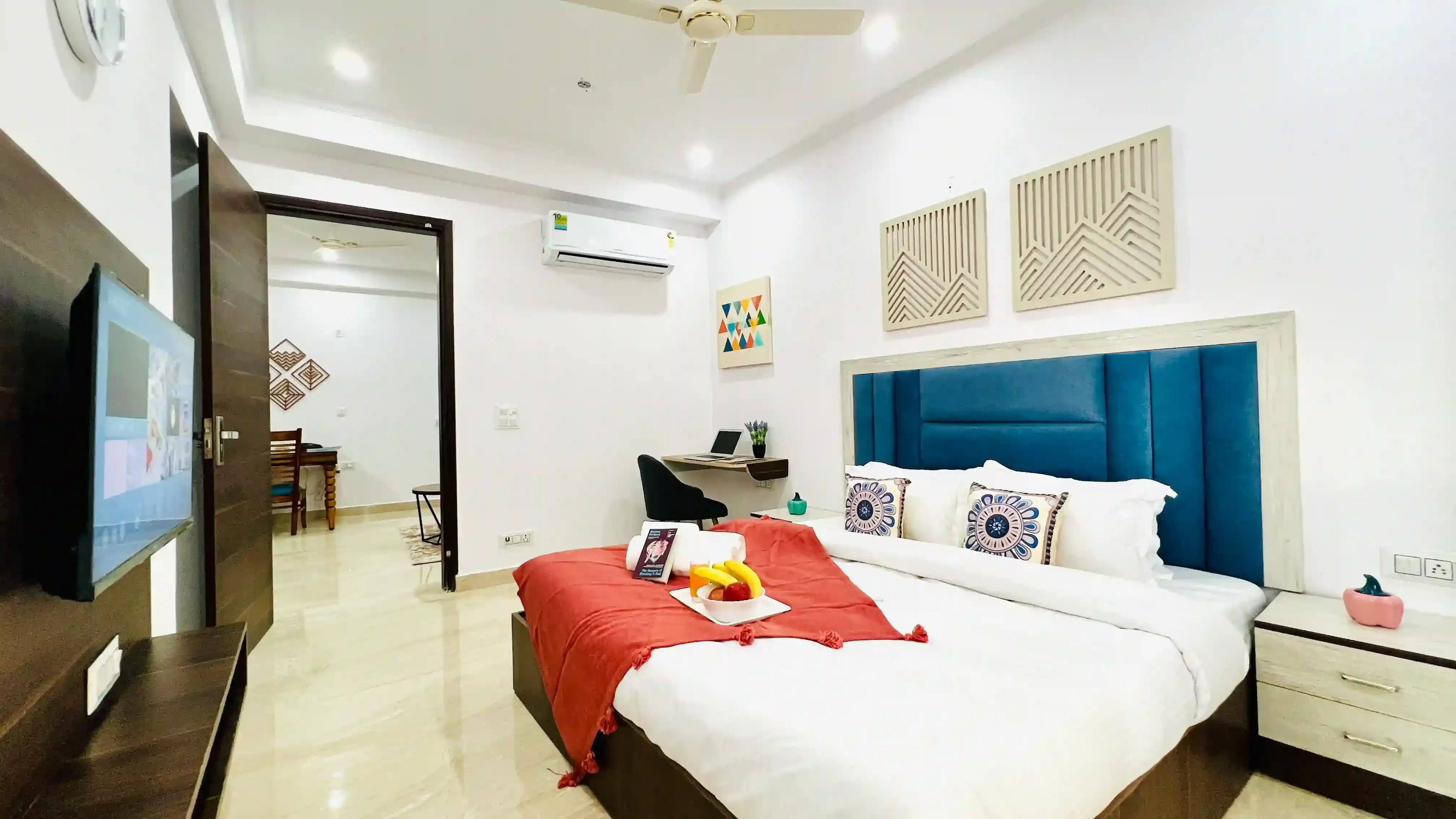 Premium Serviced Apartment P88 Golf Course Road