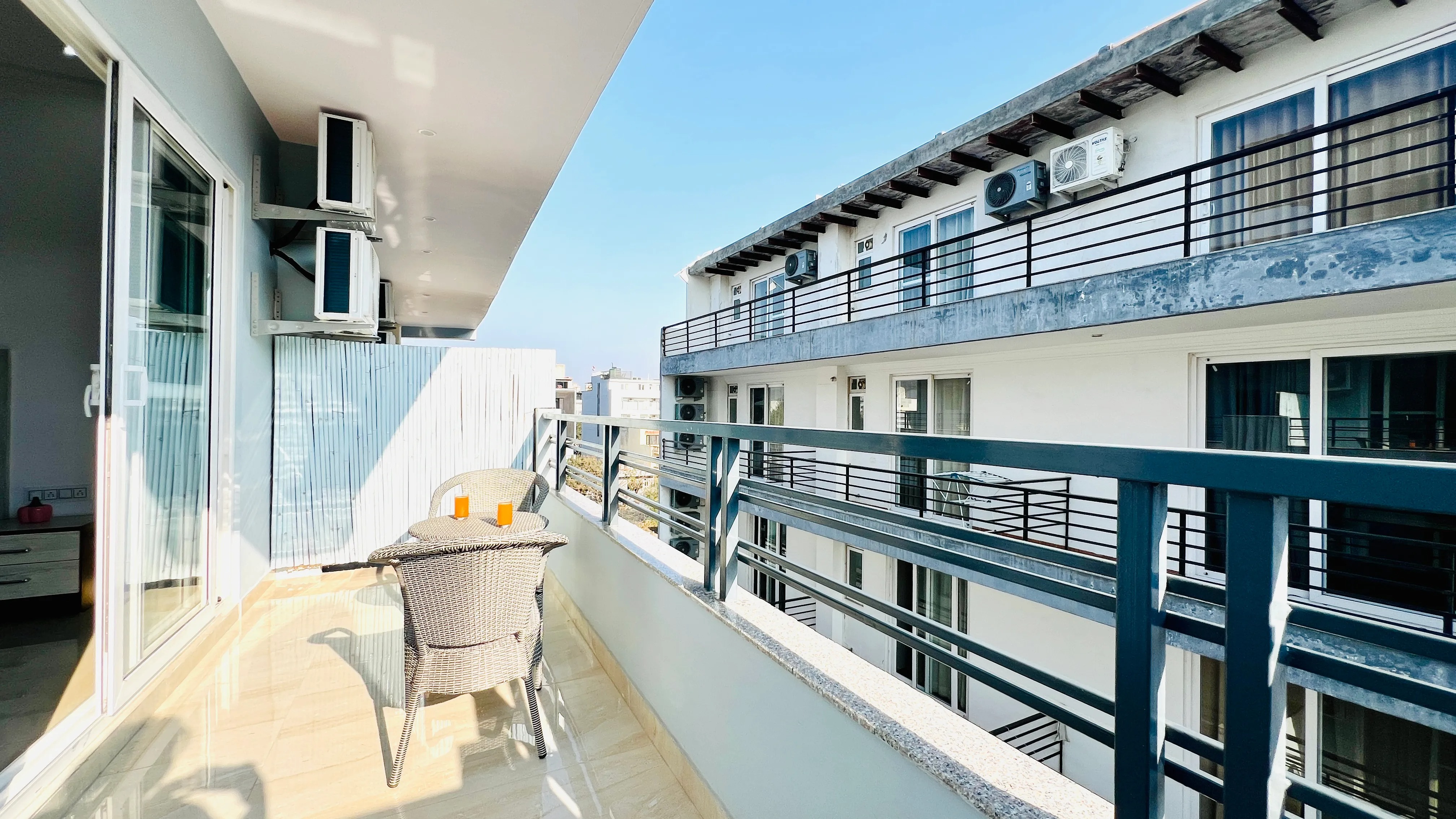 Premium Serviced Apartment P88 Golf Course Road