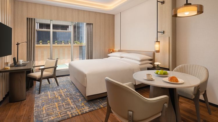 Luxury Serviced Apartment UB City