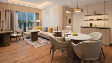 Luxury Serviced Apartment UB City