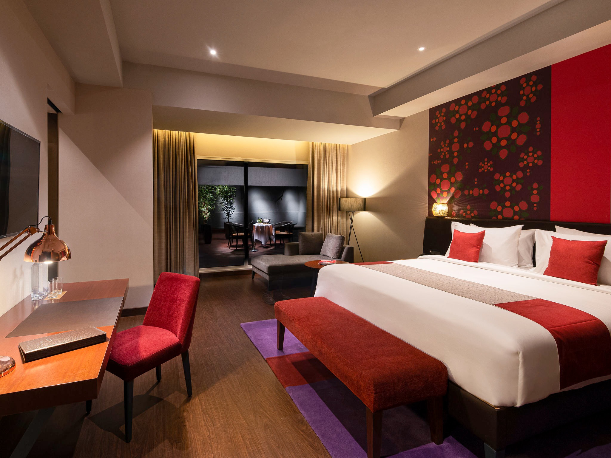 Luxury Serviced Apartment Gopalan Mall