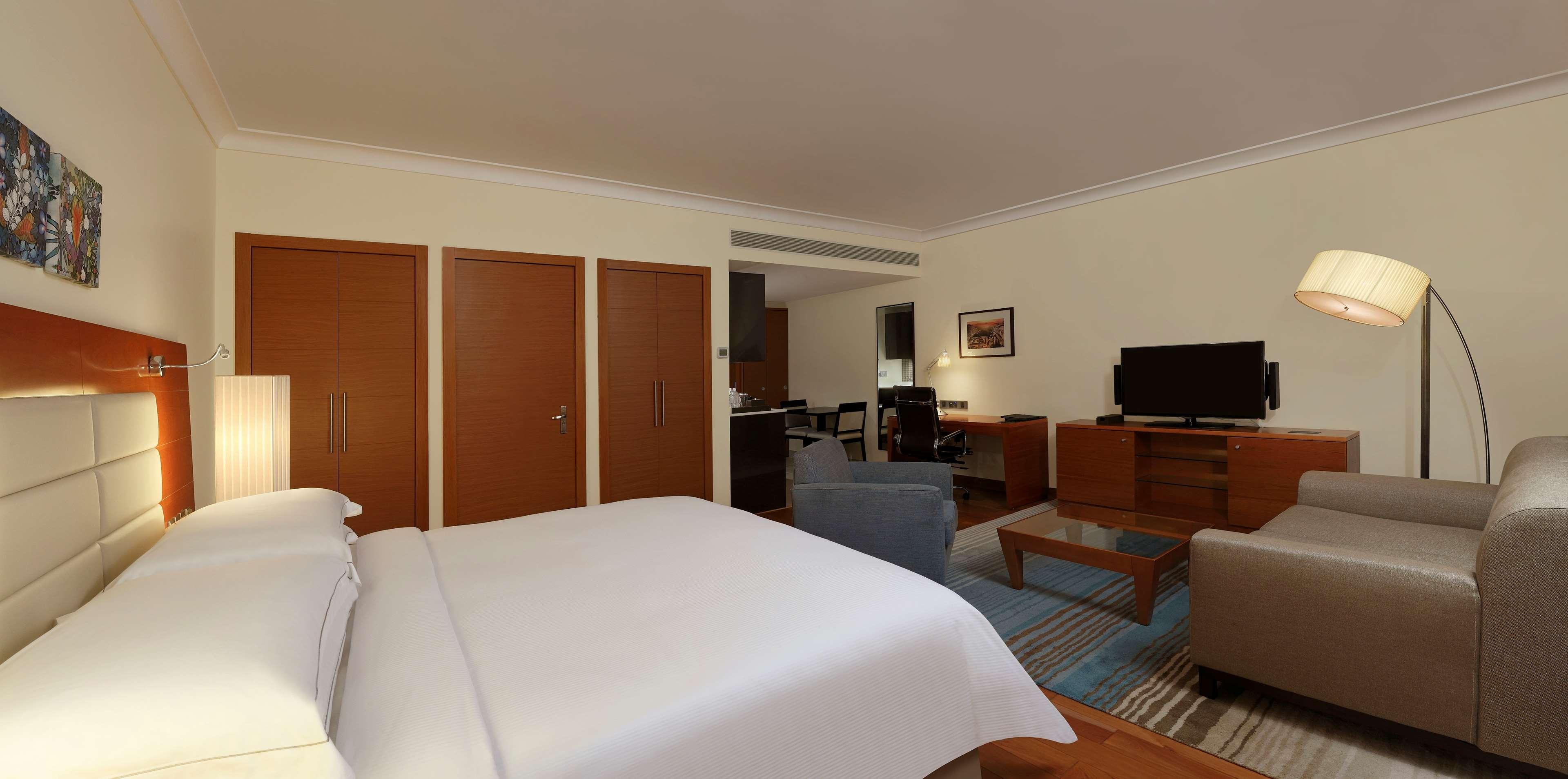 Premium Serviced Apartment Embassy GolfLinks
