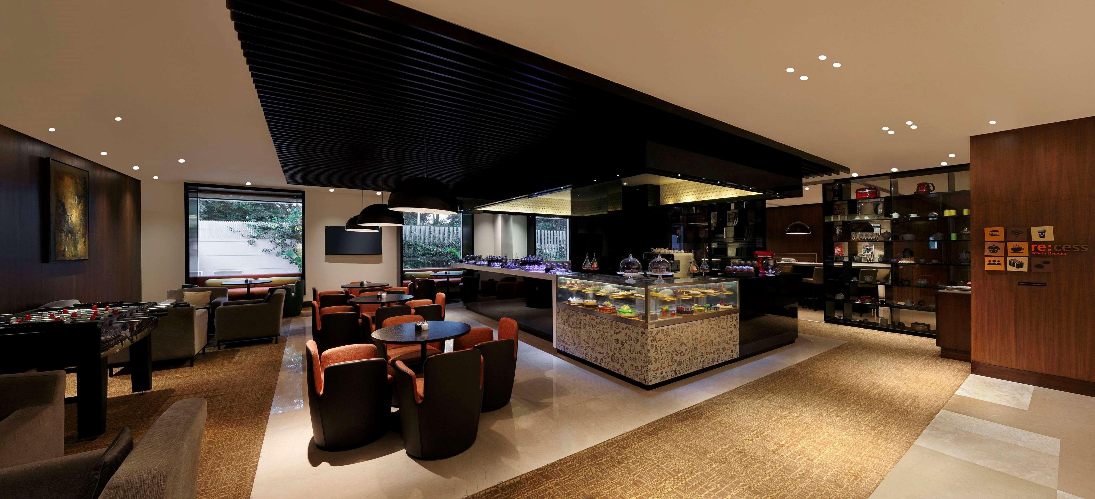 Premium Serviced Apartment Embassy GolfLinks