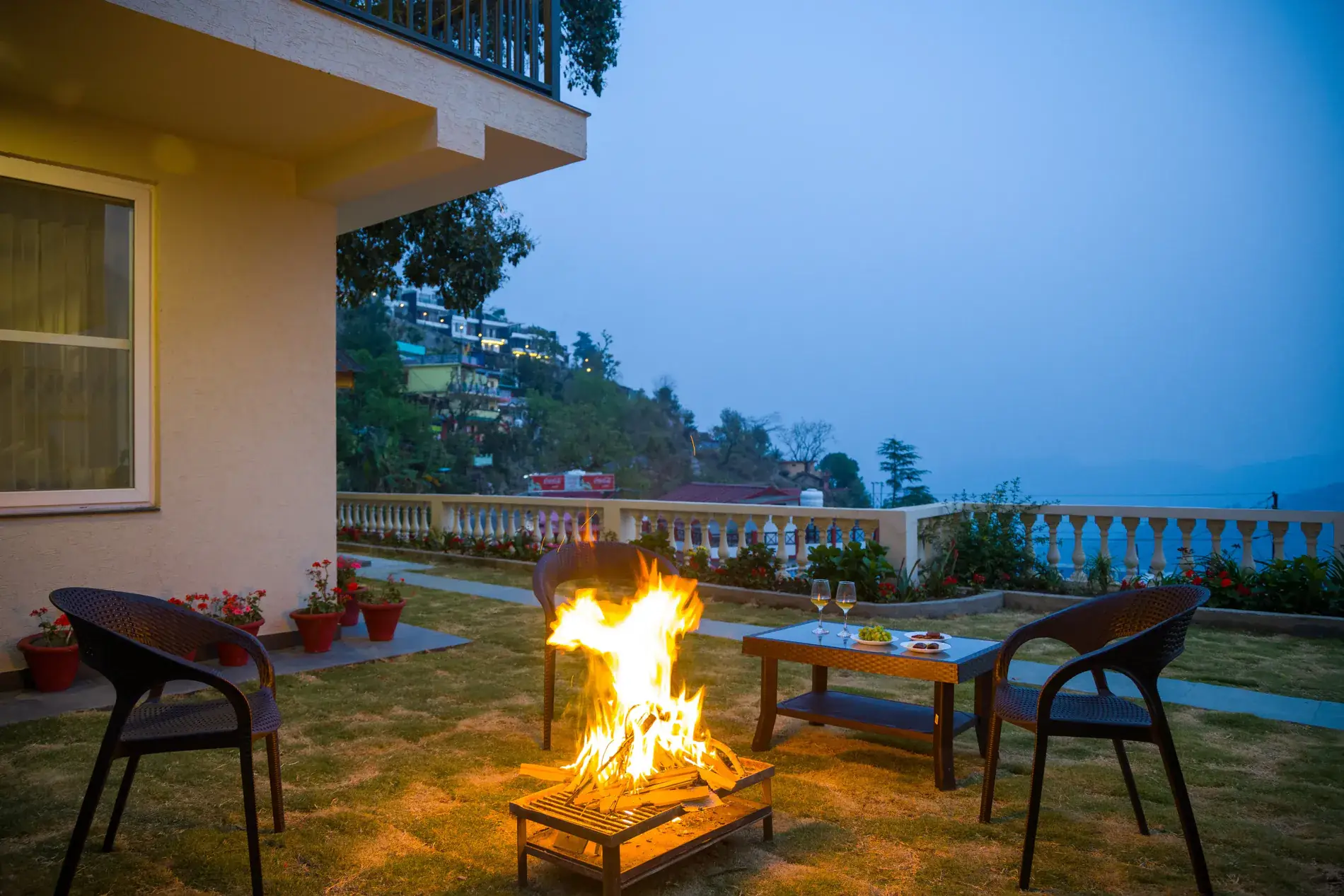 Twin Chalets I 4-BHK Pet-friendly Escape With Valley-facing lawn, Terrace & 2 Living Rooms in Bhumiadhar