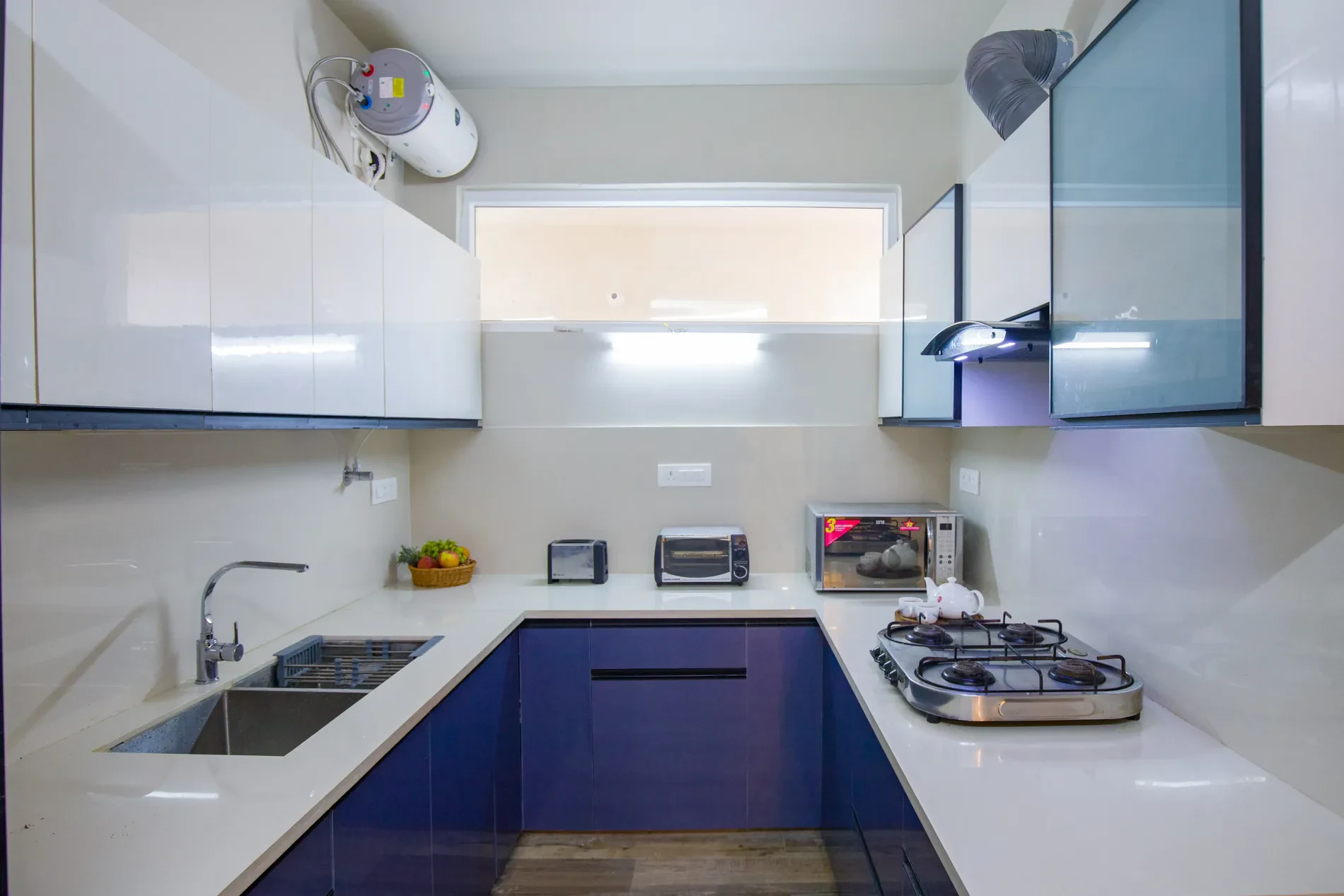 Twin Chalets I 4-BHK Pet-friendly Escape With Valley-facing lawn, Terrace & 2 Living Rooms in Bhumiadhar