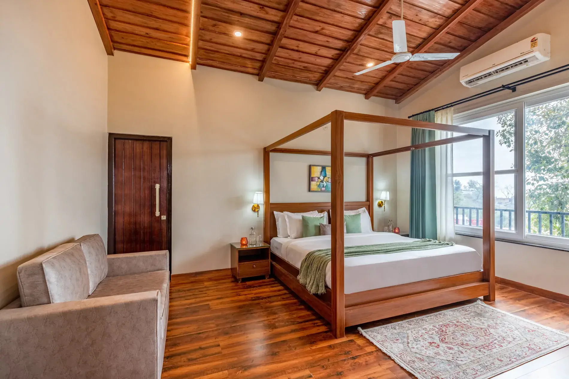 Twin Chalets I 4-BHK Pet-friendly Escape With Valley-facing lawn, Terrace & 2 Living Rooms in Bhumiadhar