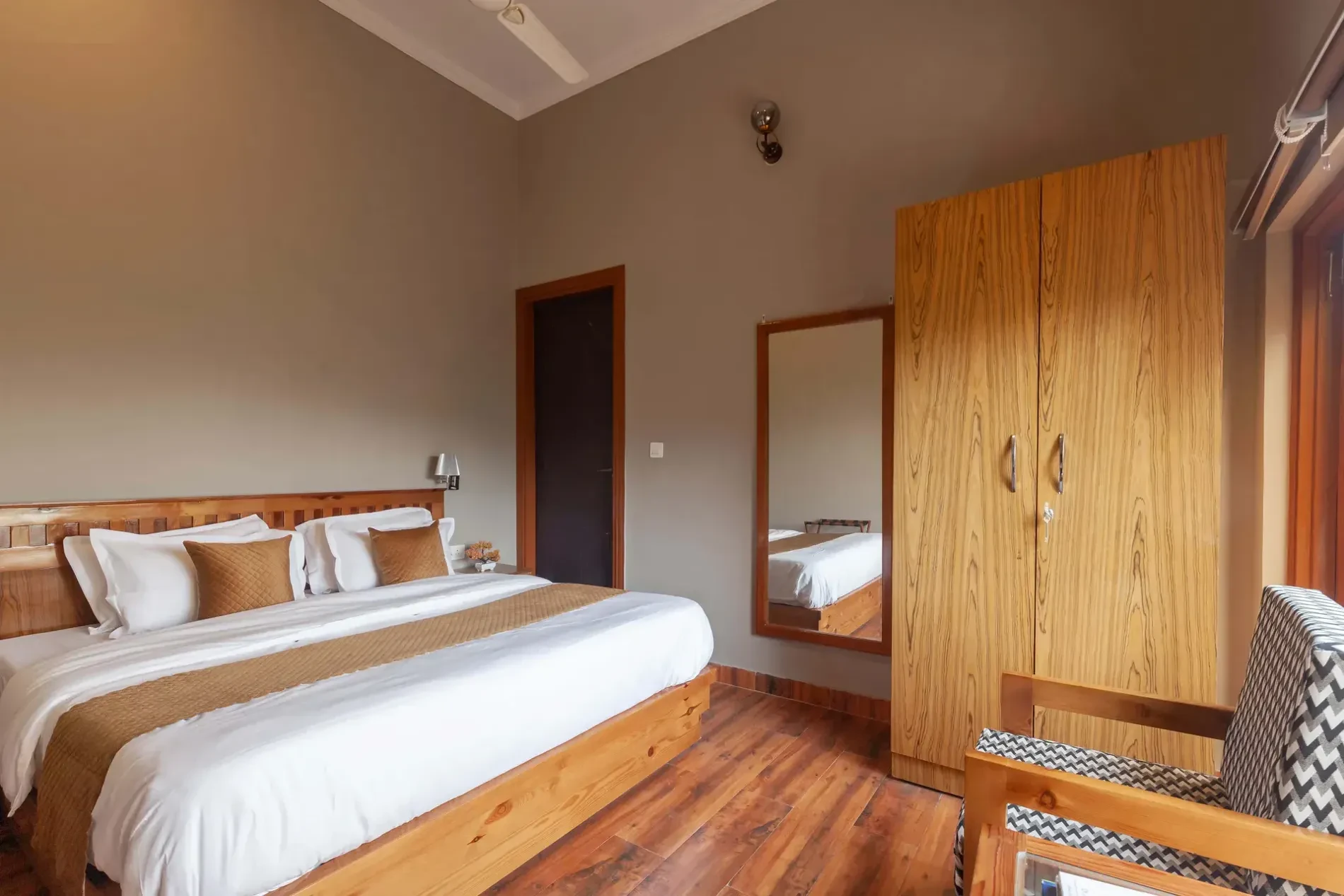 Amara Twilight | Pet-friendly 2-BHK Retreat Near Kainchi Dham