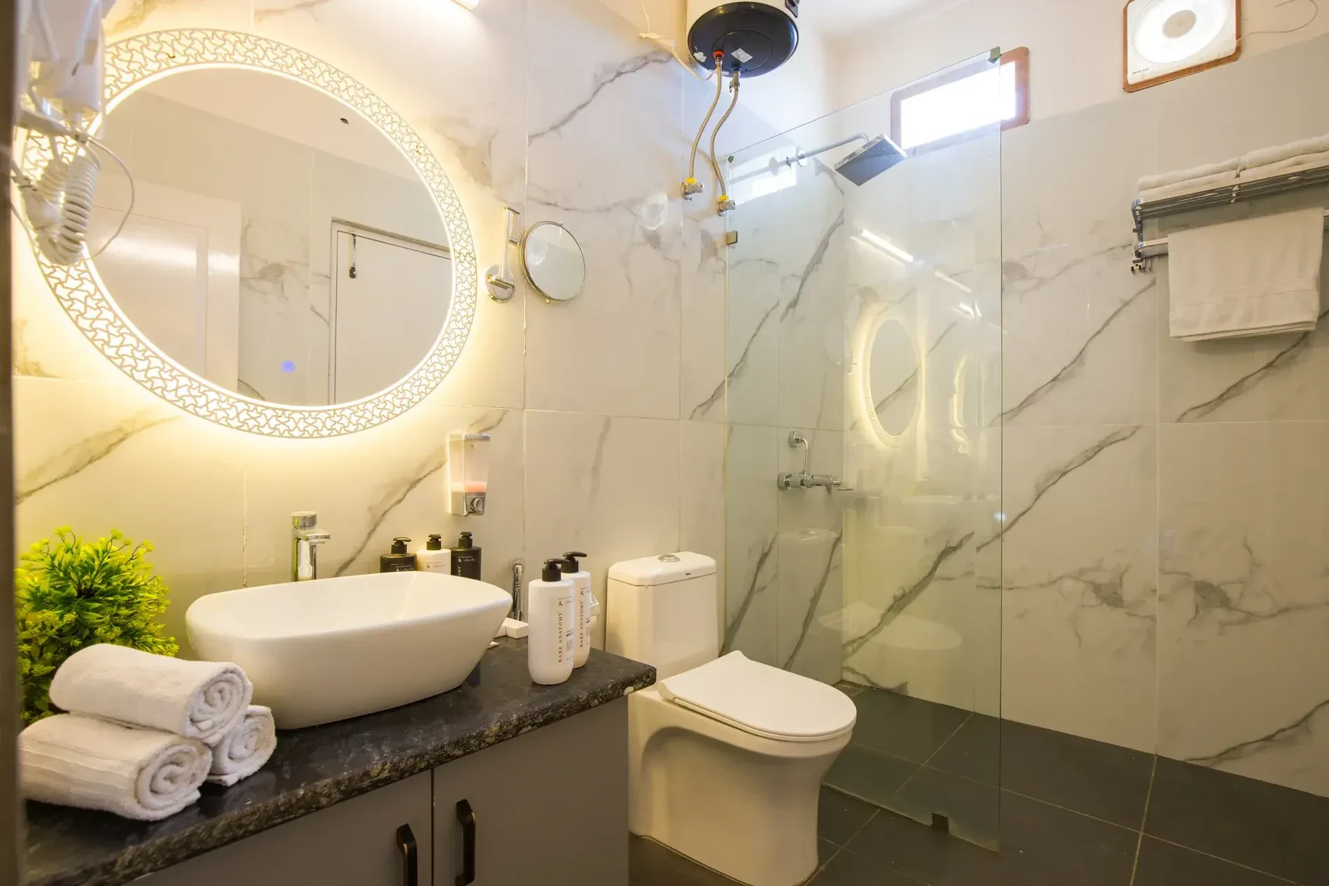 Evara | Serene Pet-friendly 4-BHK Hill Retreat