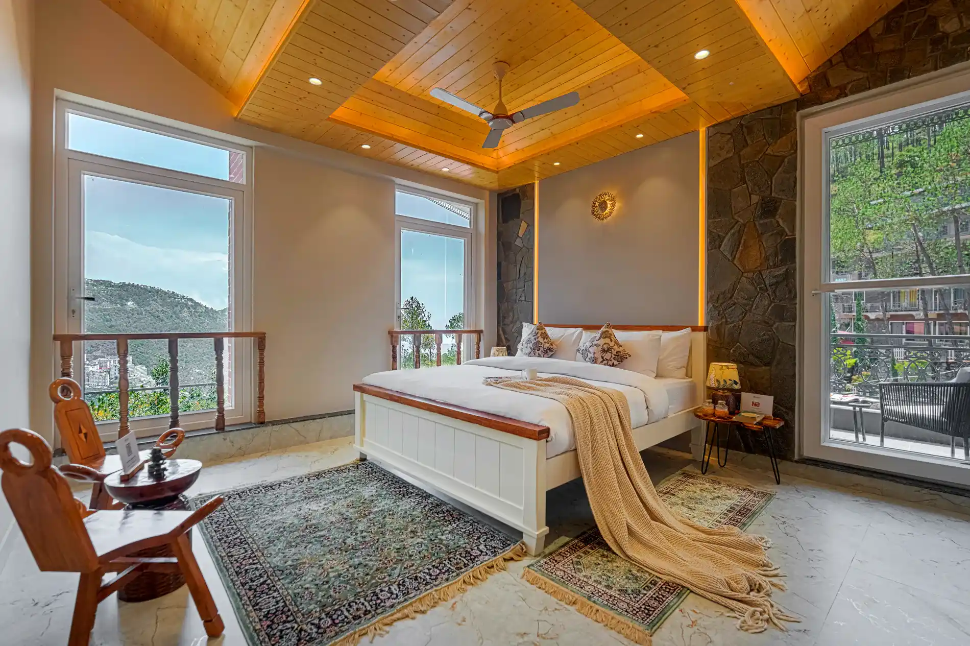 Bask and Blessings Highlands | Pet-Friendly 7-BHK Retreat