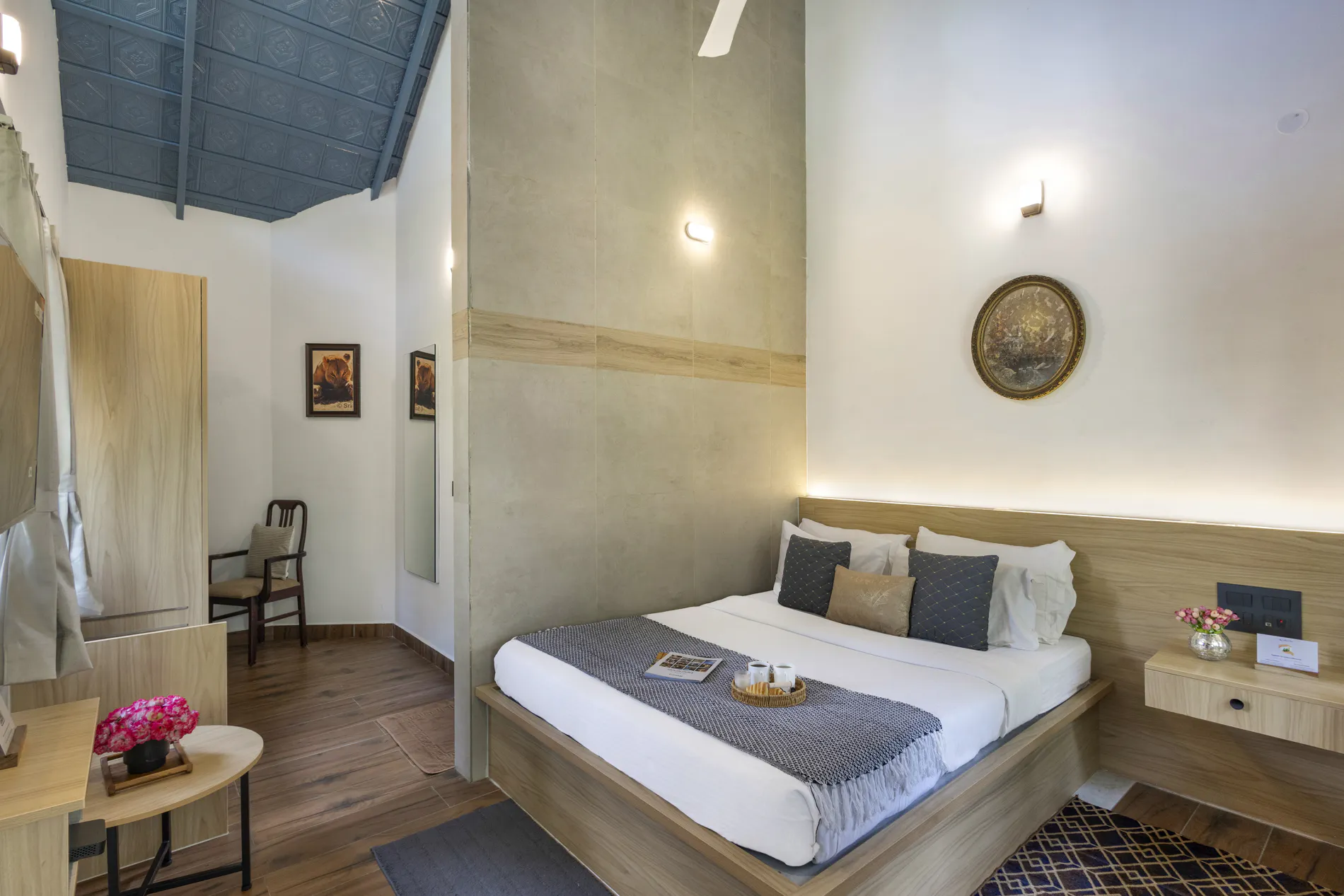 Avocado Cottages Cozy Room | Pet-friendly