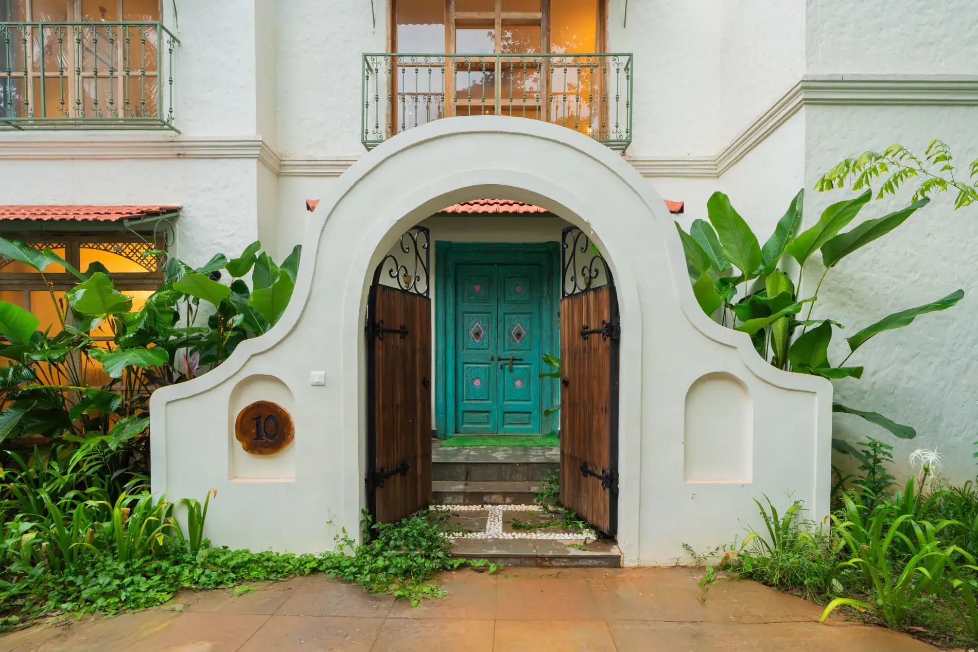 Amayah Rasa | Pet-friendly 4-BHK Opulent Villa With Steam Room - 9
