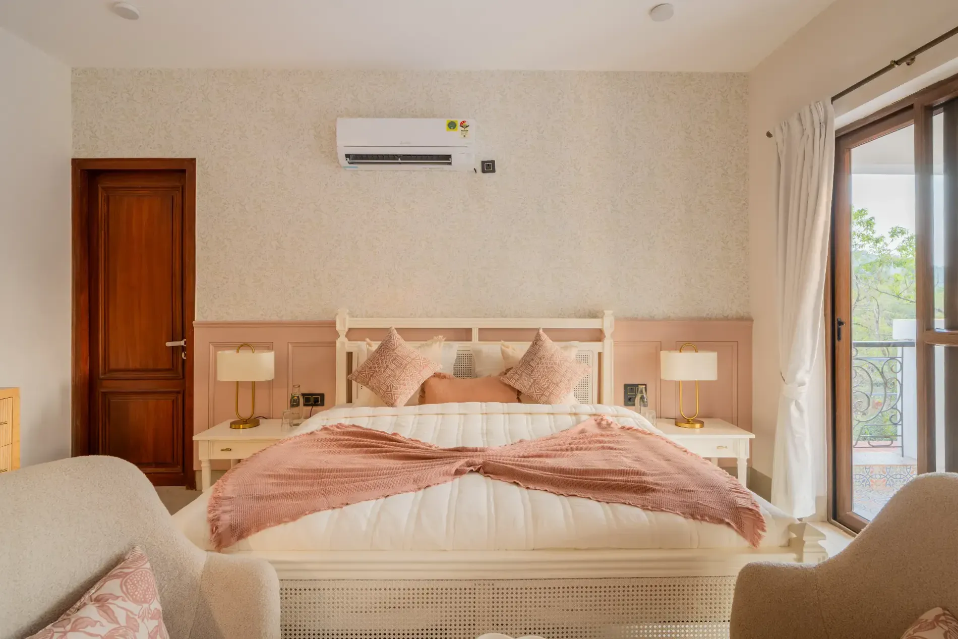 Villa Paraiso | Luxe Pet-friendly 4-BHK Villa
