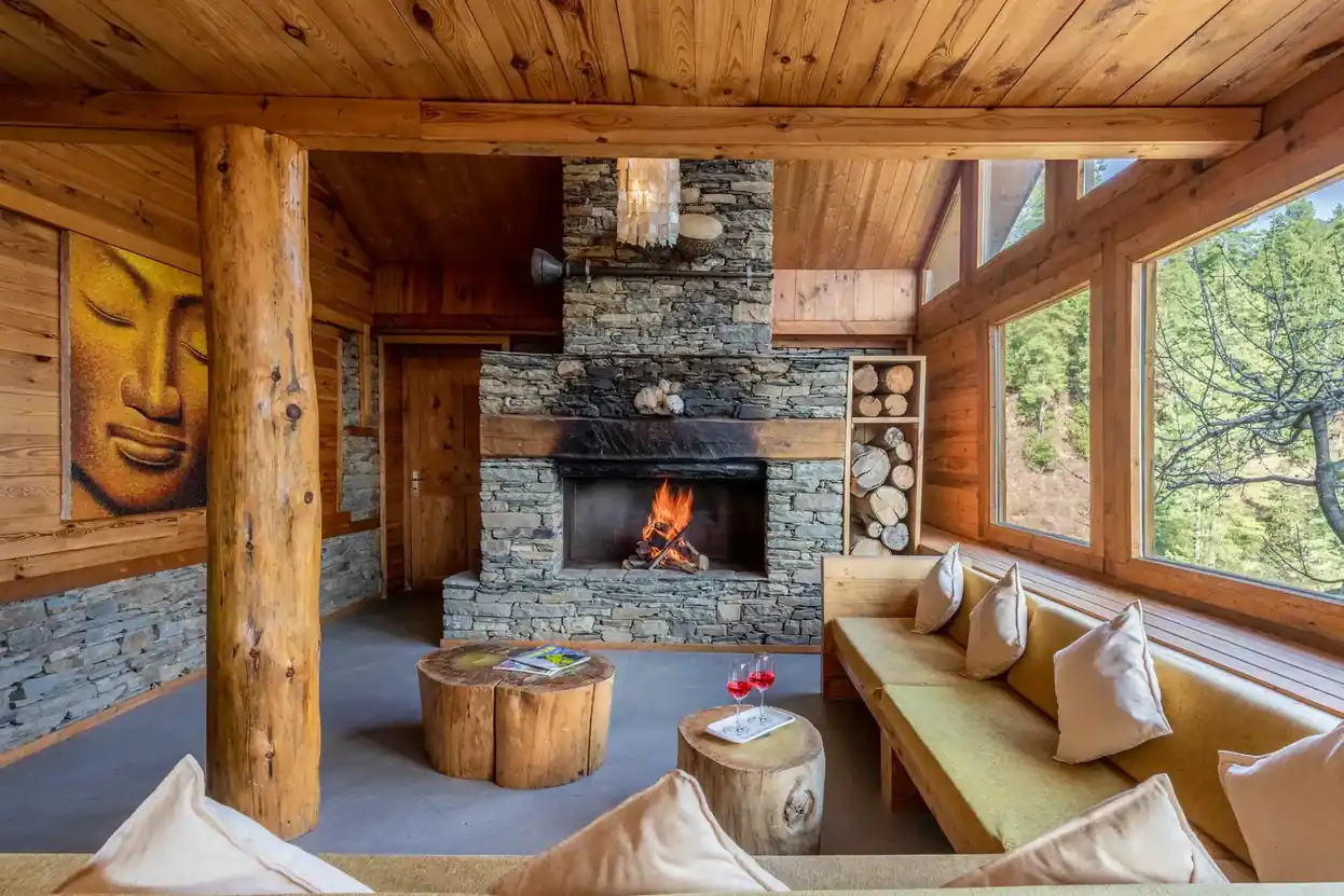 Silvana | Pet-friendly 3-Bedroom Retreat