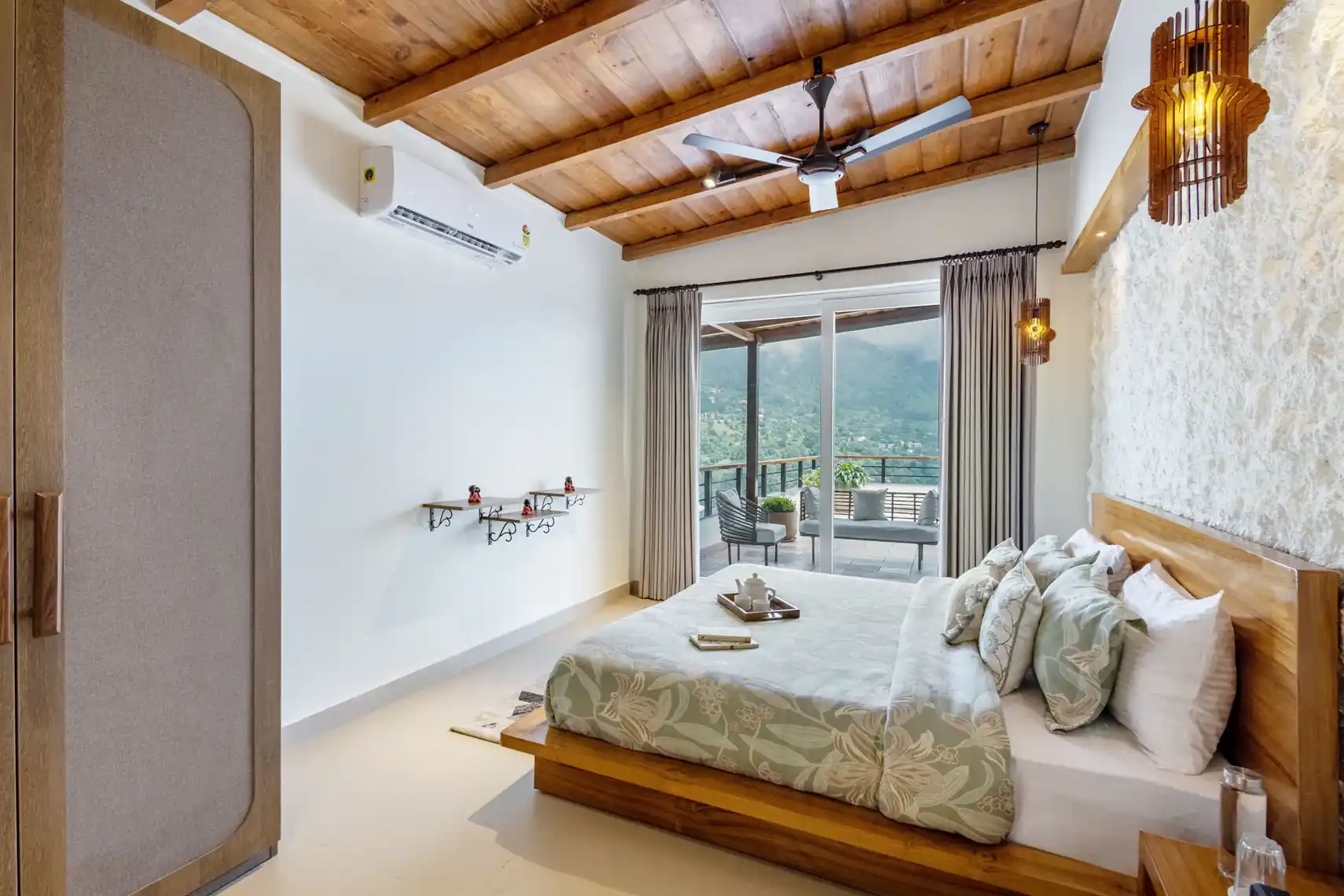 Antarmann Casa Ember | 2-BHK | Terrace | Lake View