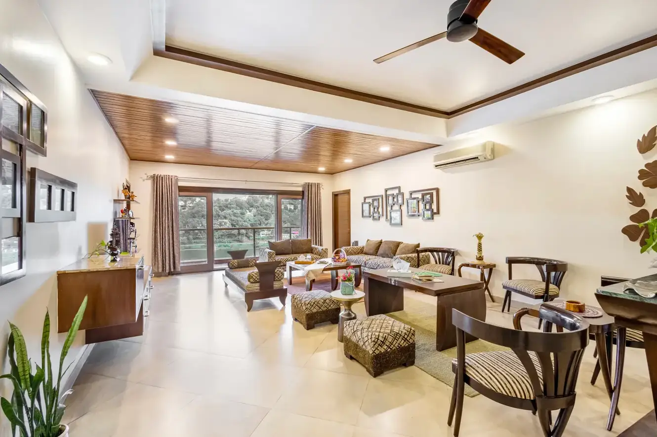 Lakeview Manor | Charming 5-BHK Lakeside Retreat