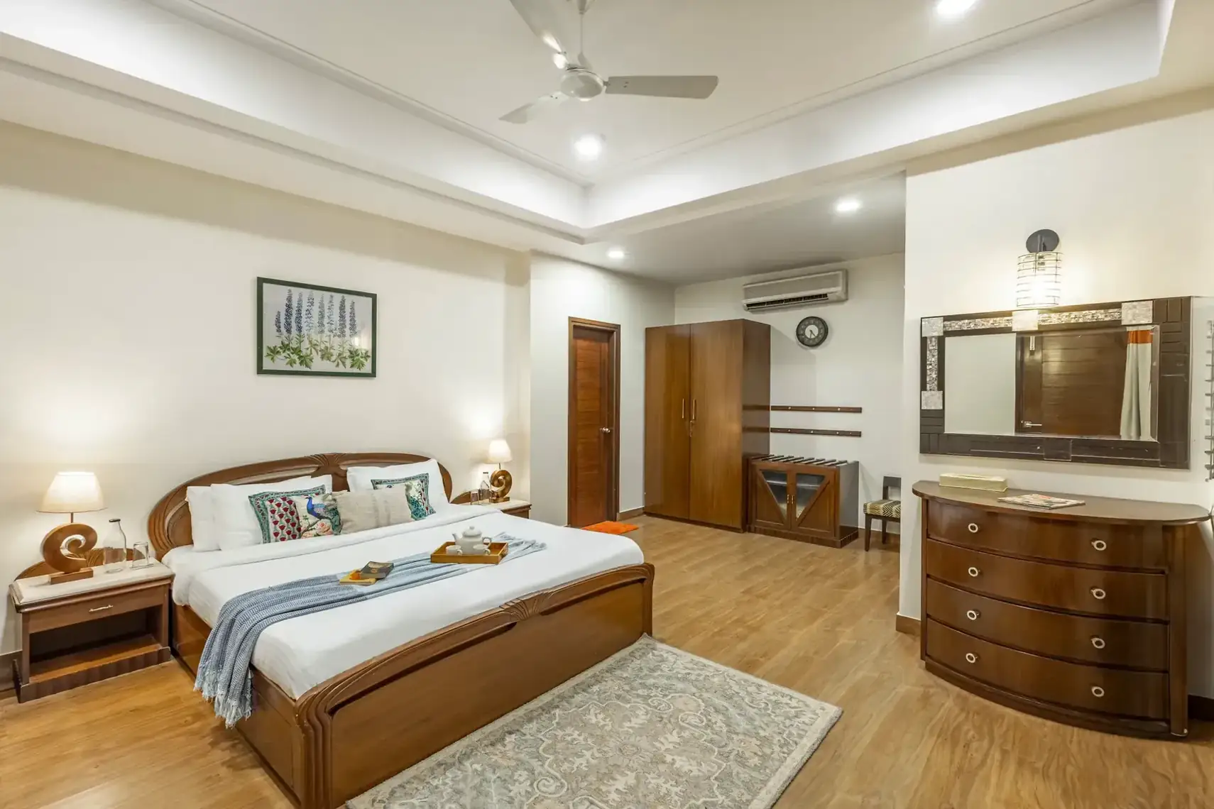 Lakeview Manor | 3 & 5 BHK Bhimtal Villas for Rent with Gardens - 12
