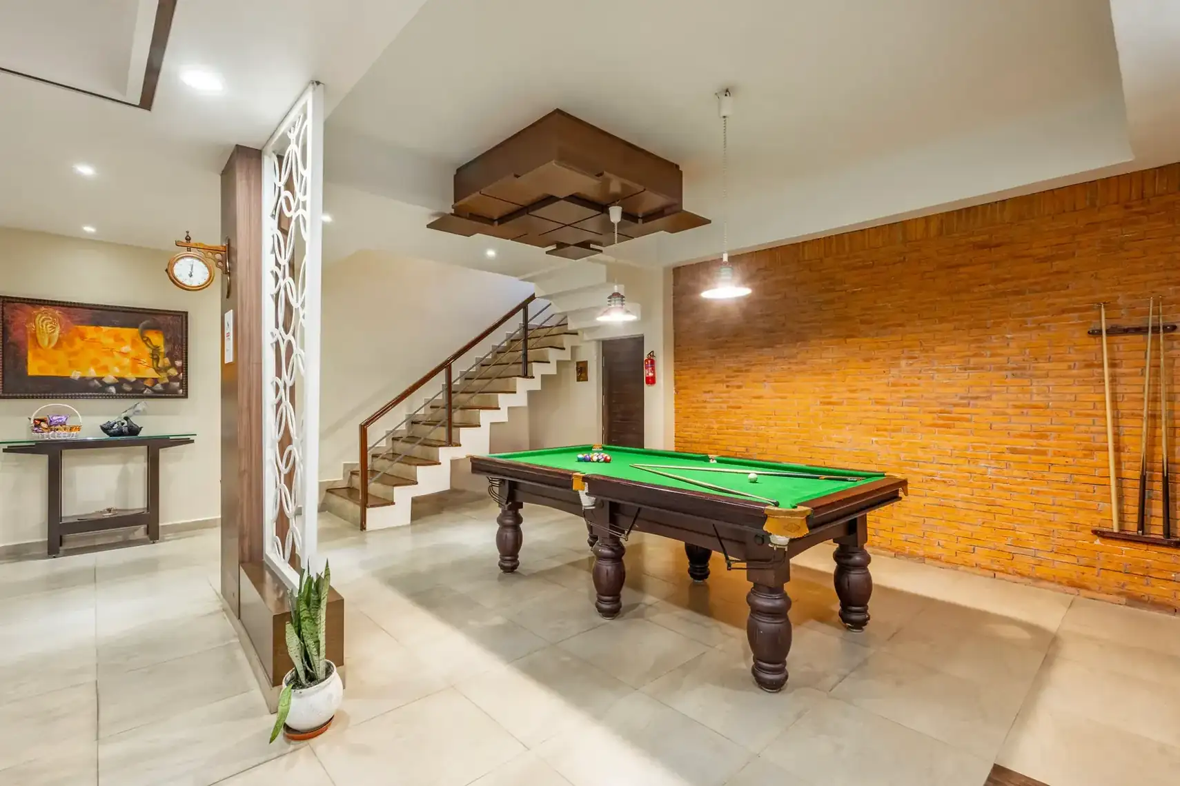Lakeview Manor | 3 & 5 BHK Bhimtal Villas for Rent with Gardens - 9
