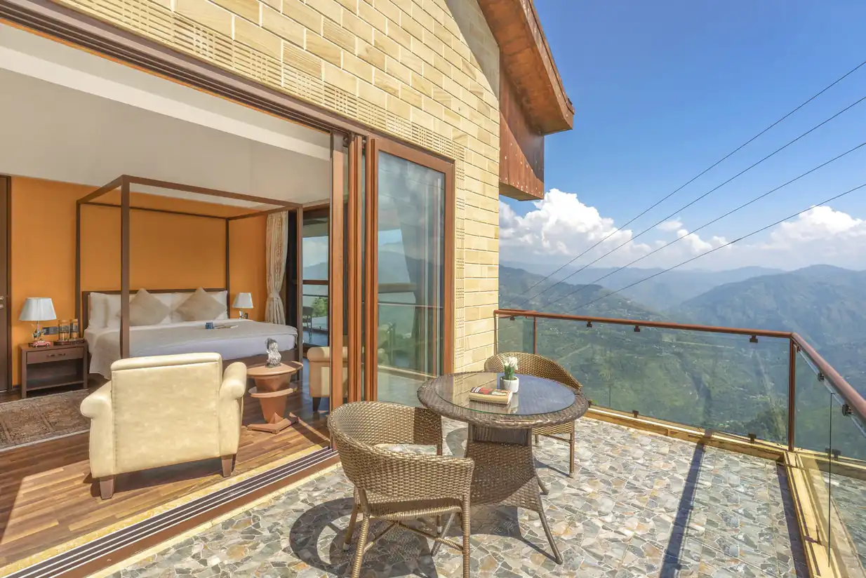 Aranya Himalayan Retreat | 5 BHK Pet-Friendly Villa in Mashobra - 8