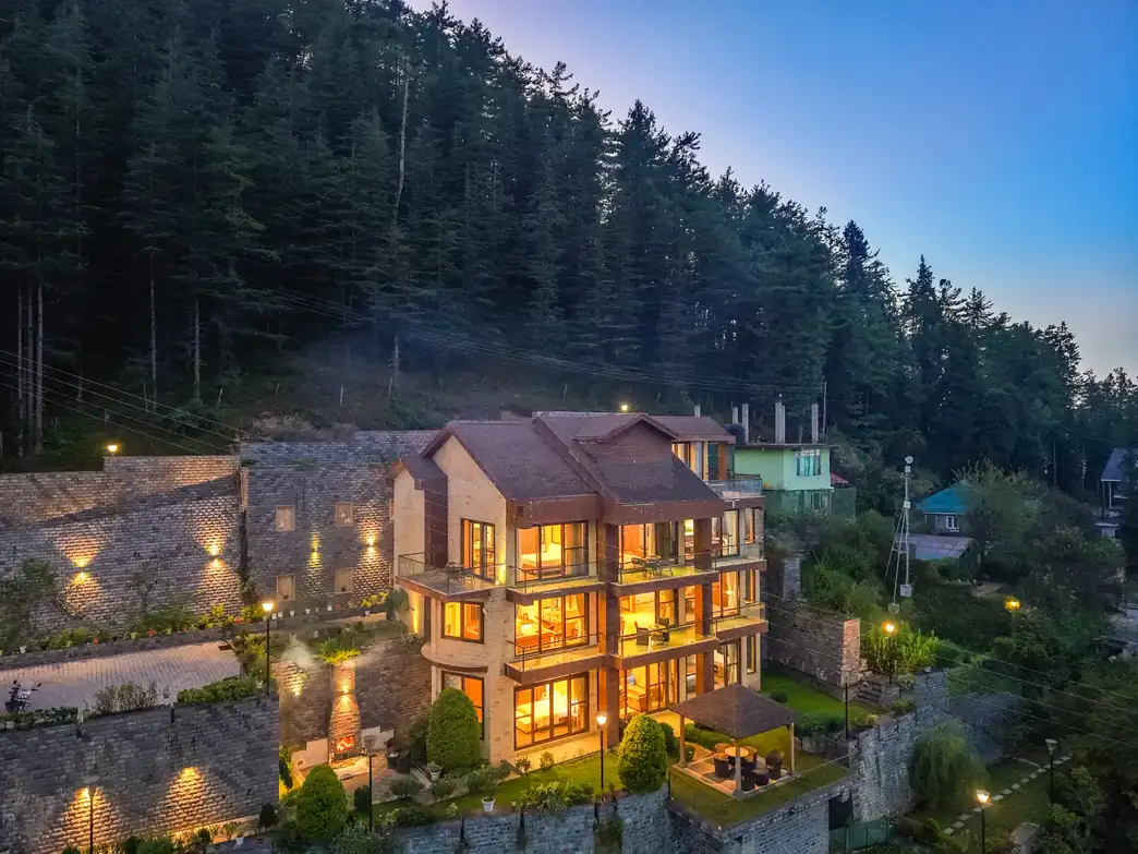 Aranya Himalayan Retreat | 5 BHK Pet-Friendly