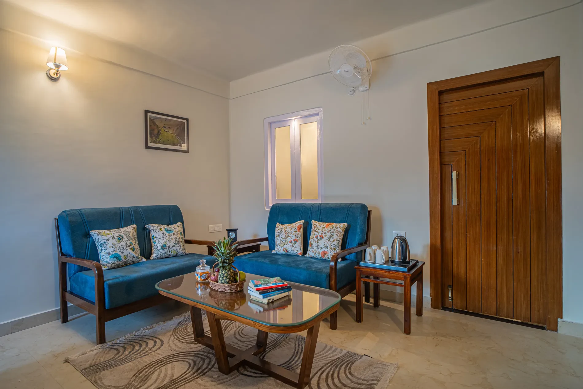 Headingly Suites | Lake-Facing 2-Room Retreat Just Above Mall Road - 8