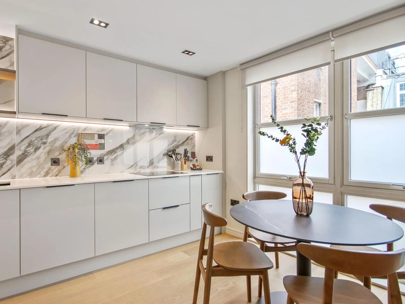Premium Serviced Apartment Bow Lane