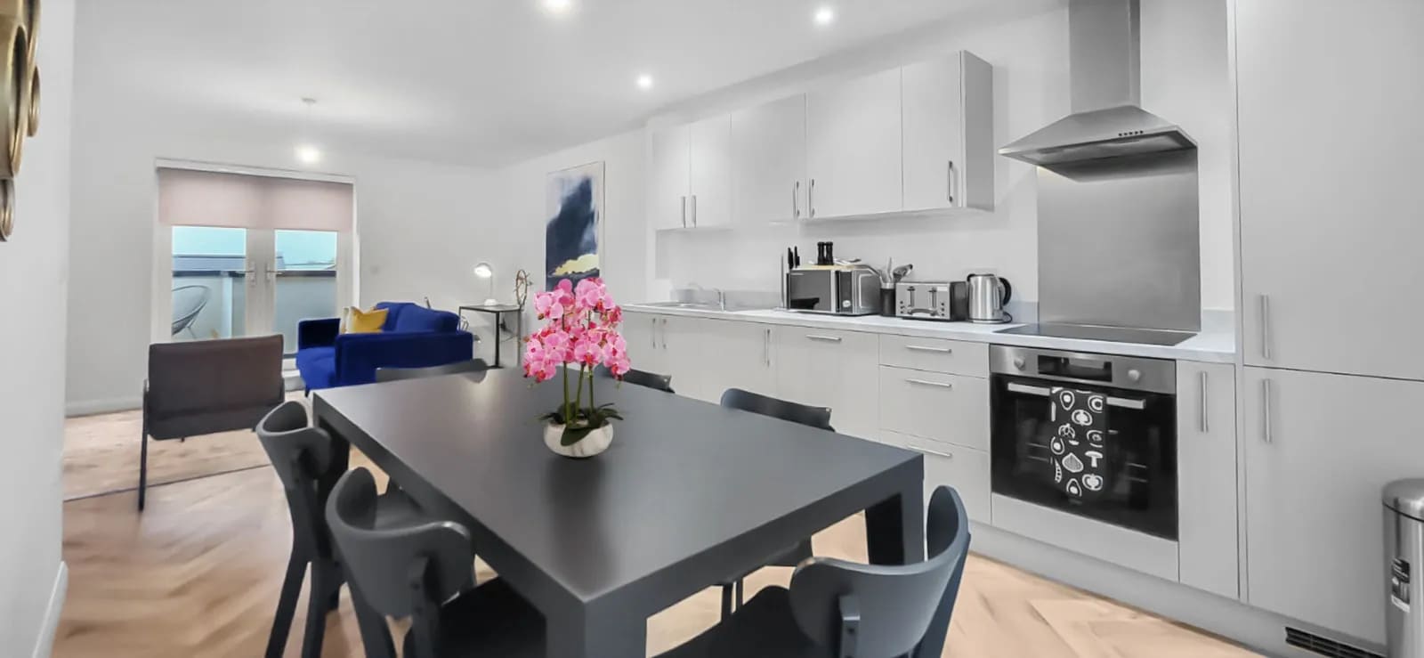 Premium Serviced Apartment Mitcham