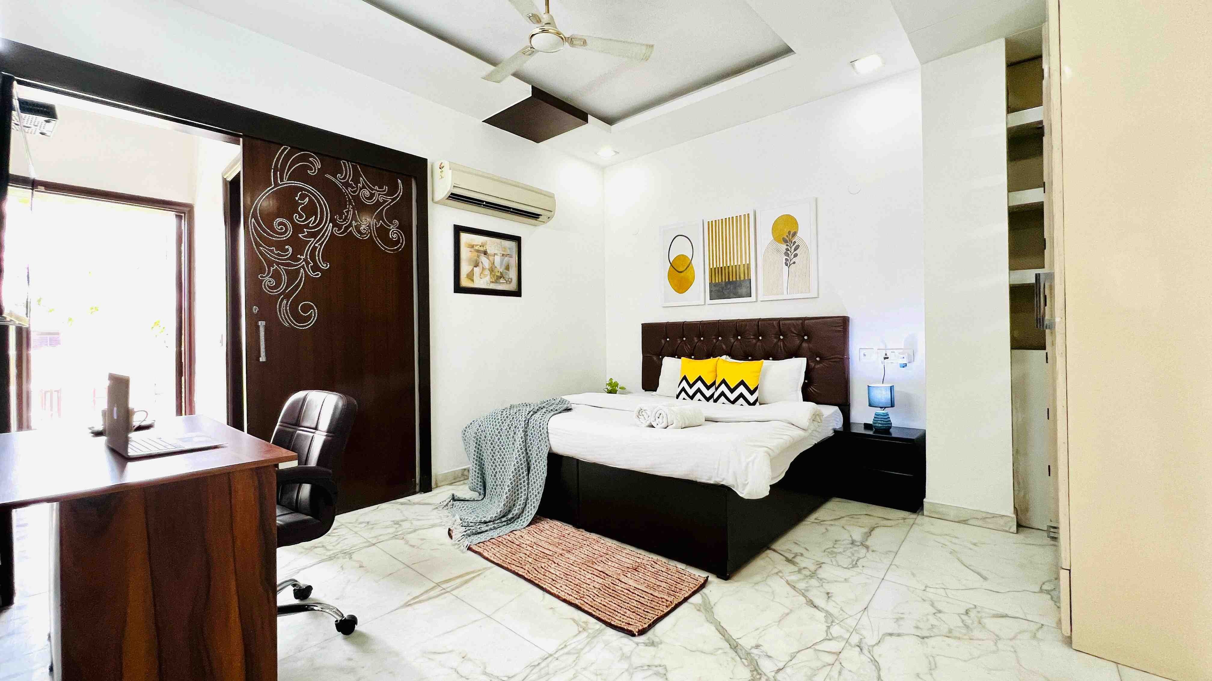 Premium Serviced Apartment Greater Kailash