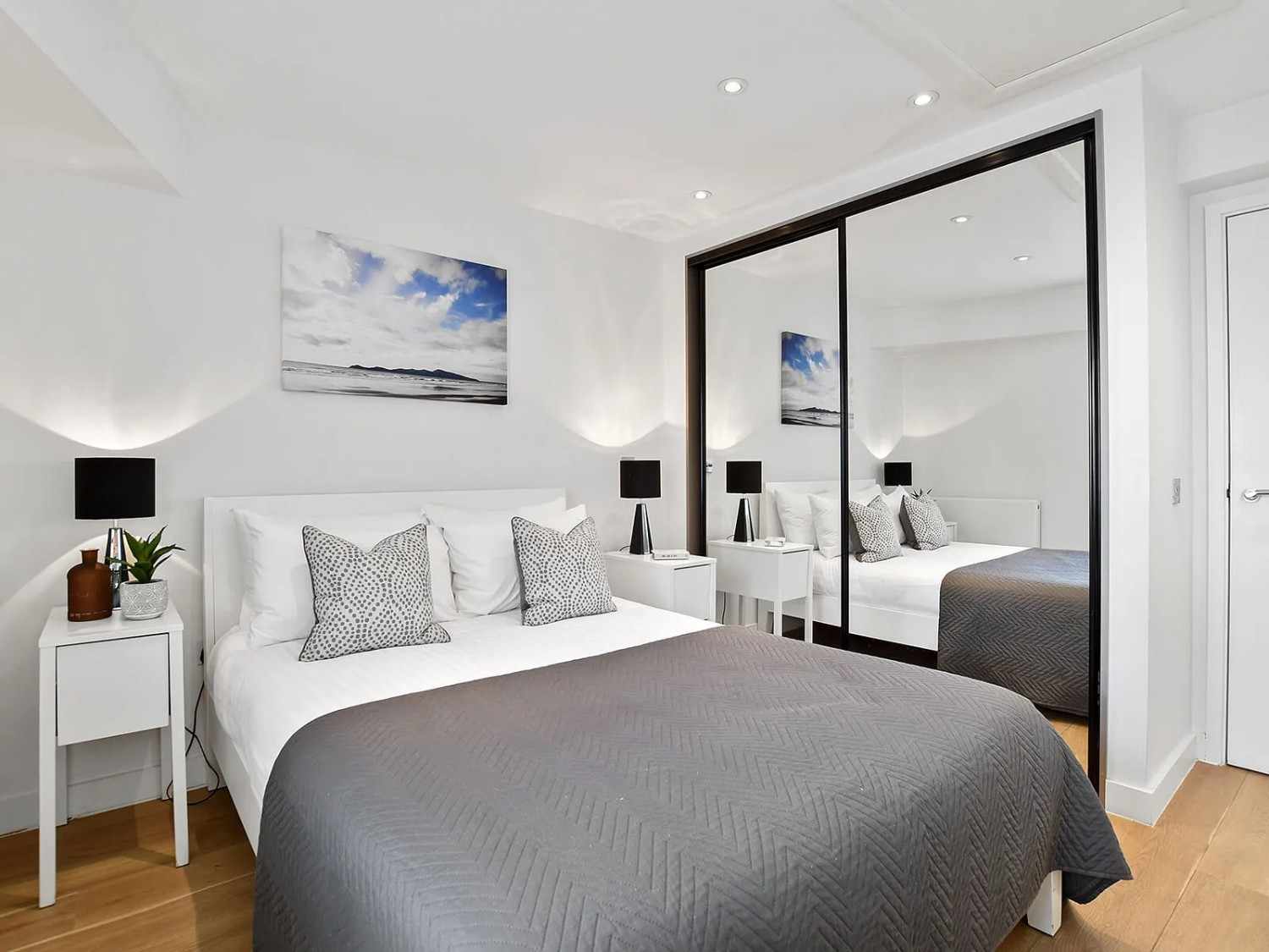 Premium Serviced Apartment BERWICK STREET