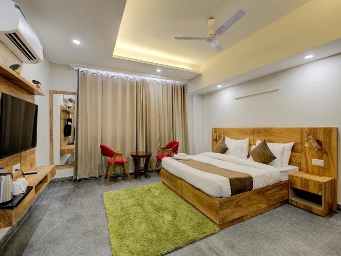 Premium Serviced Apartment Sector 43