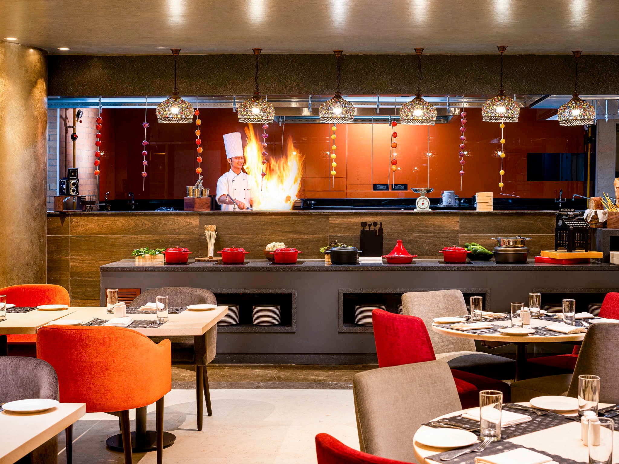 Luxury Serviced Apartment Gopalan Mall