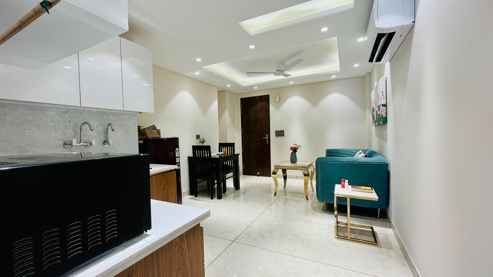 ADP Zen Suites B25A Sector 14