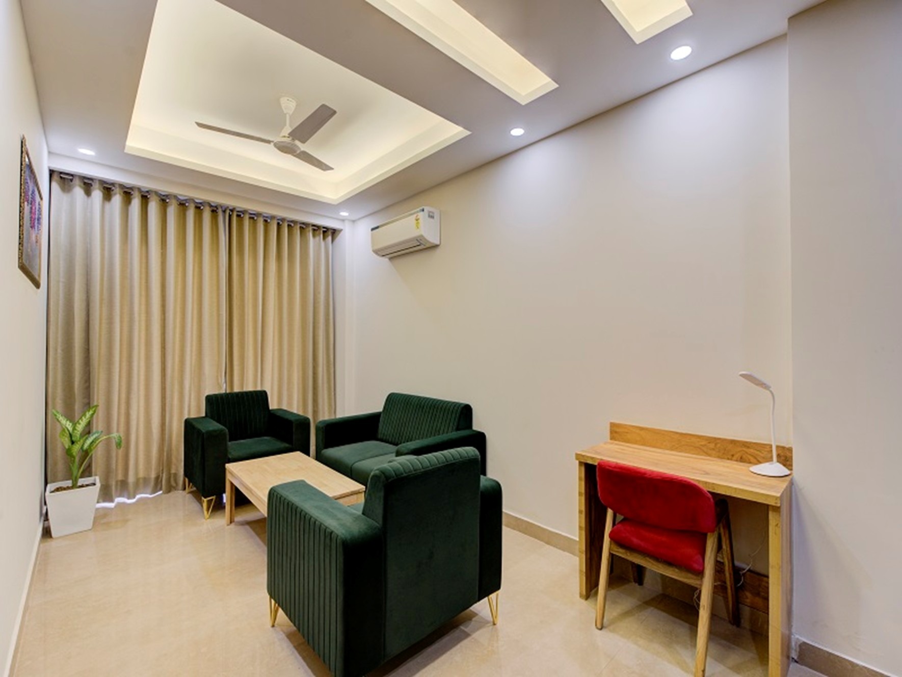 Premium Serviced Apartment Sector 43