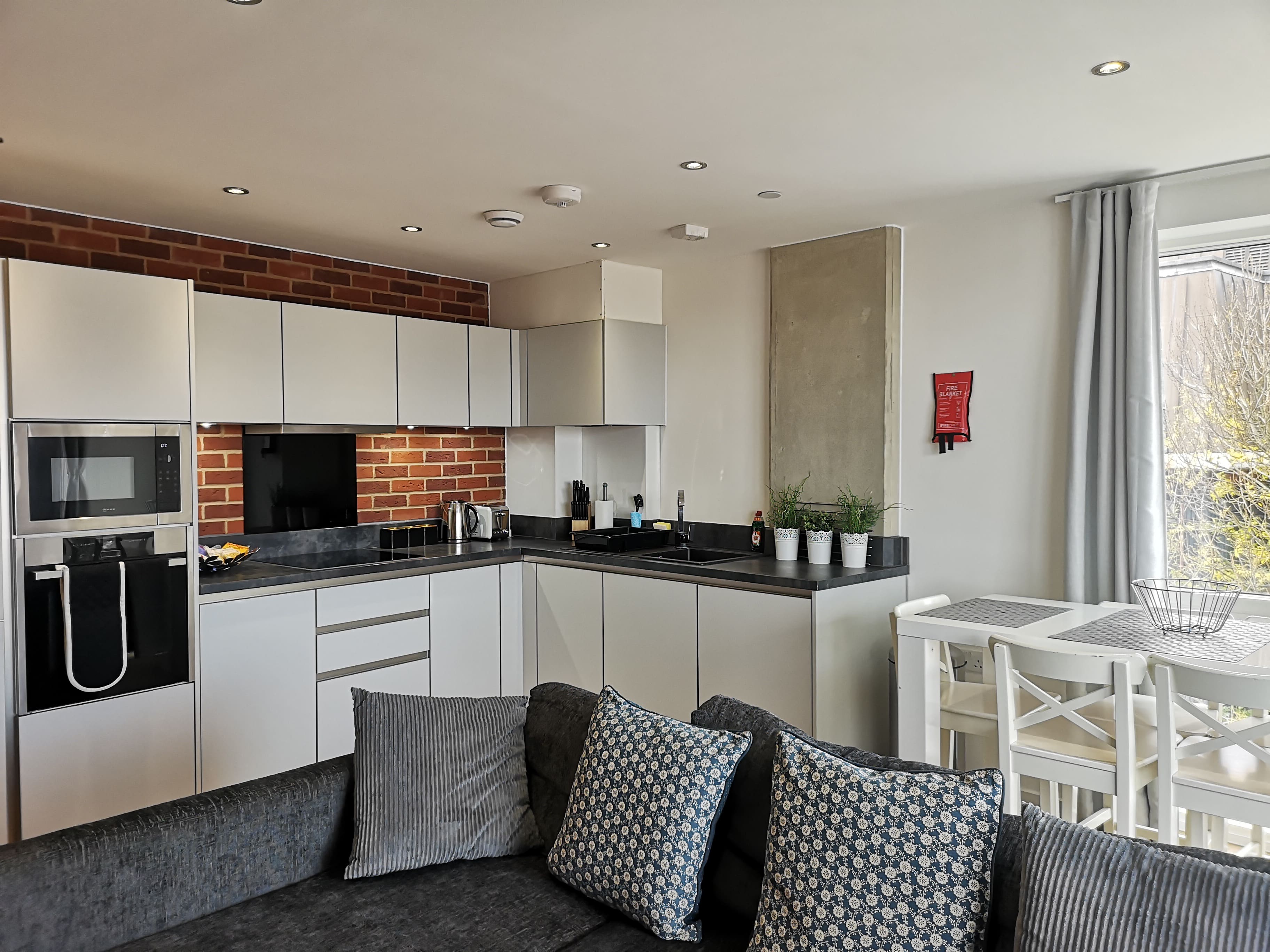 Premium Serviced Apartment Watford Junction