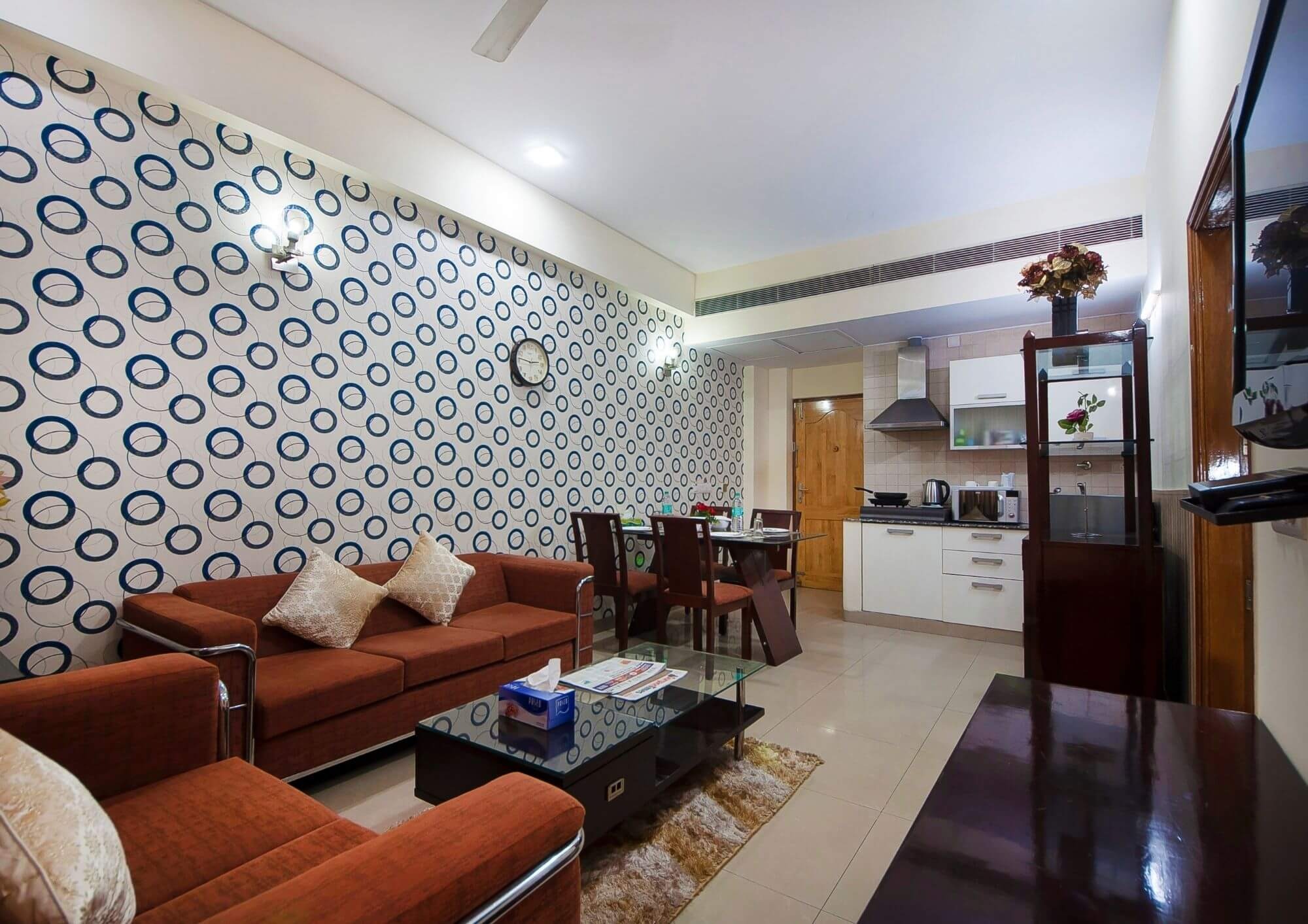 Standard Serviced Apartment South City 1