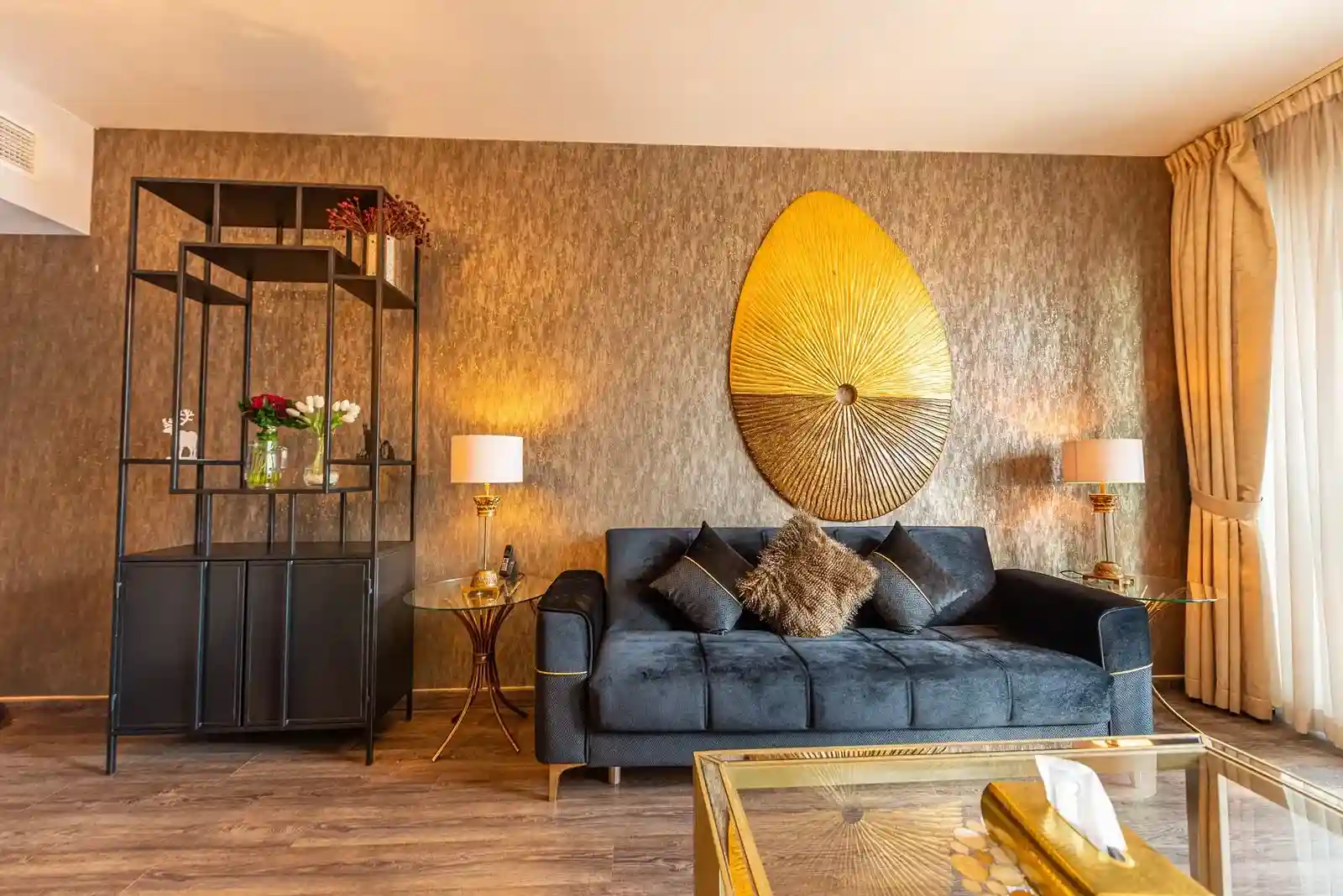 Premium Serviced Apartment Downtown