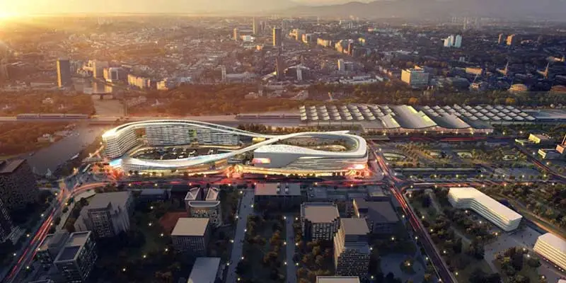 Strategic Locations Near Business Hubs and Leisure Destinations